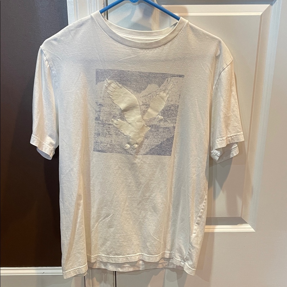 American Eagle Outfitters White Graphic Tee